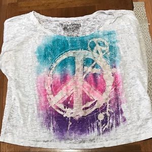 Peace sign tie dye look tshirt